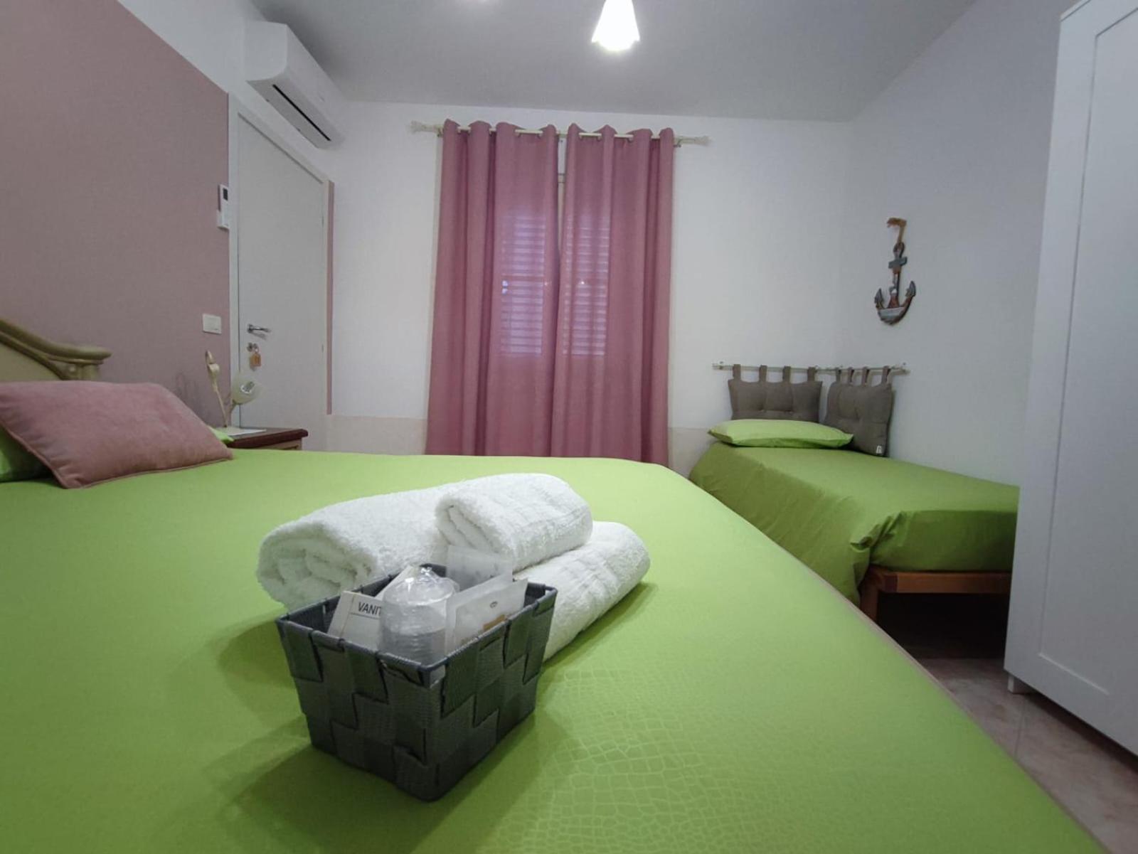 Casetta Ggg SantʼEufemia Lamezia Extérieur photo